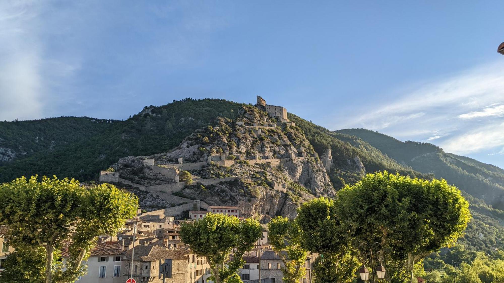 Les Gites D'Intervalles Entrevaux Εξωτερικό φωτογραφία